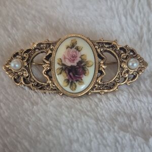Vintage Floral Brooch with Gold Accents